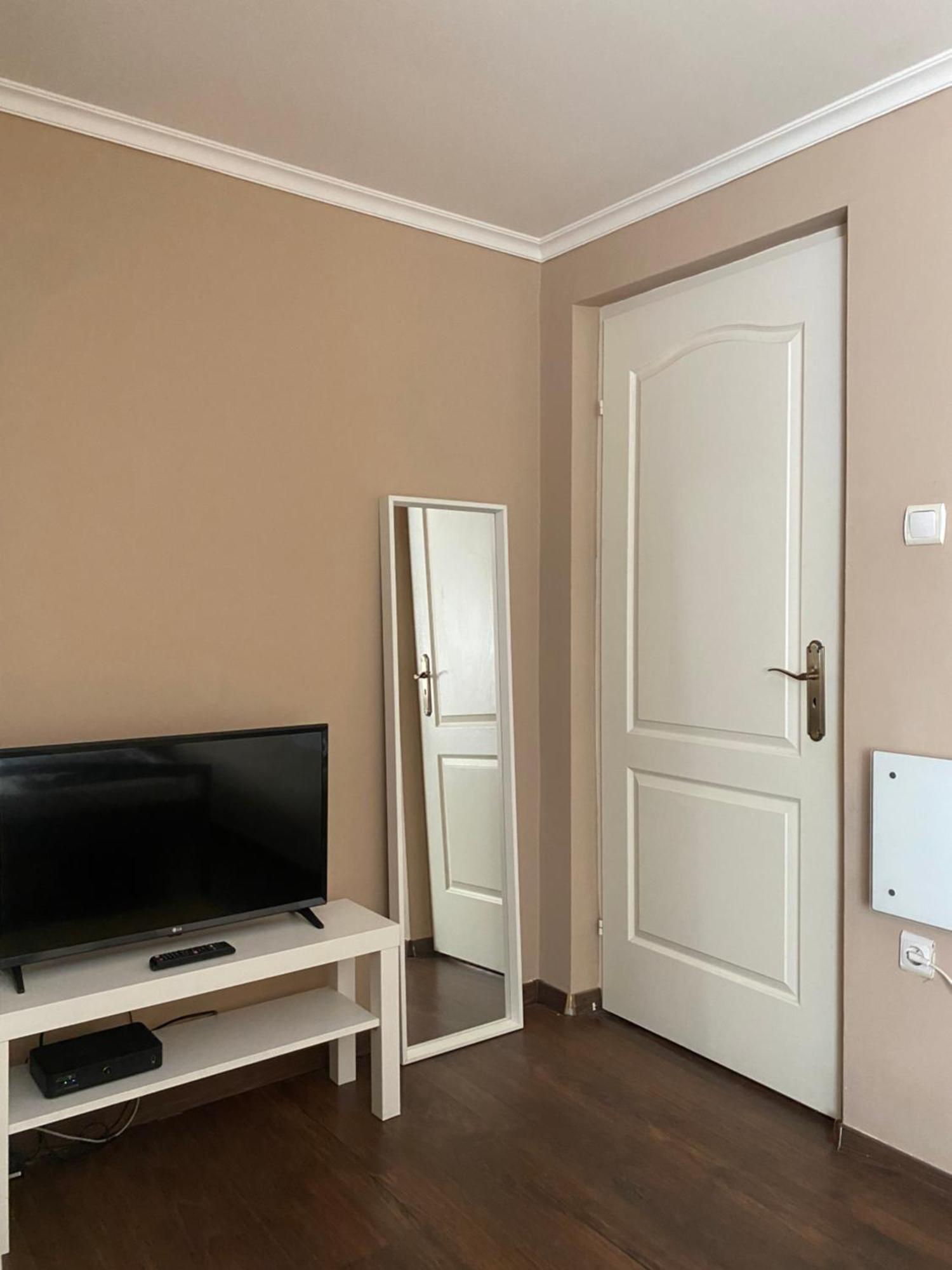 شقة Rozse Apartman-Tetoter بوداورس المظهر الخارجي الصورة